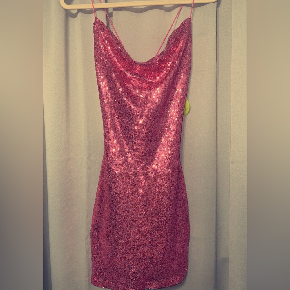 Pink sparkly dress size M from Windsor (new with tags)